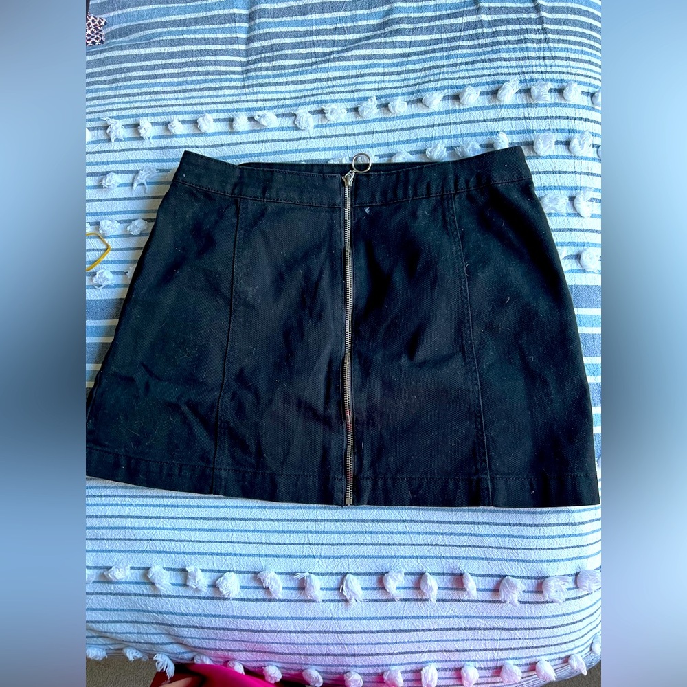 H&M black mini skirt size 12